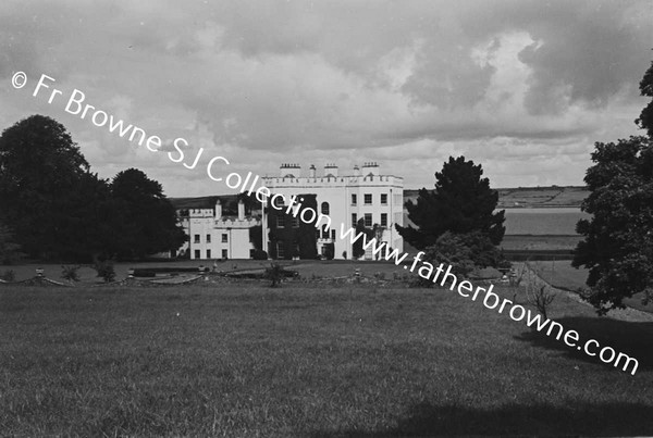 GLIN CASTLE  FROM SOUTH WALK